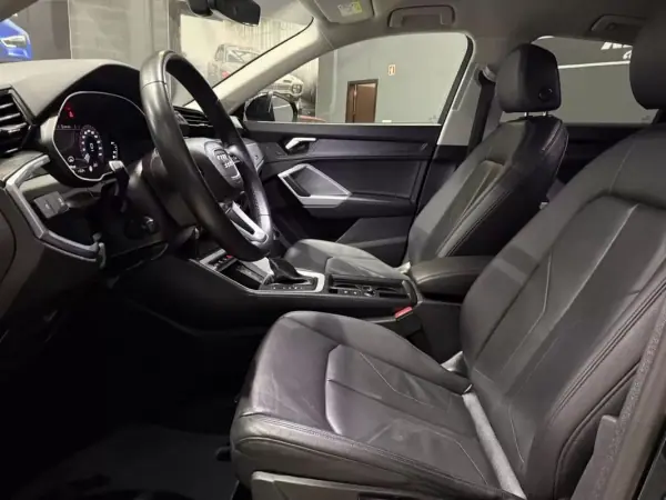 Audi Q3 Sportback 2022 - 39990 EUR, 99000 km - AUTO.MOTO.pt - 99000km - foto 22 de 30