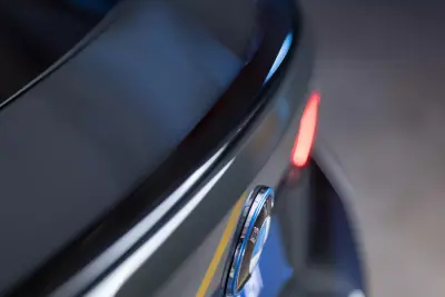 BMW i4 2023 - 43000 EUR, 33000 km - AUTO.MOTO.pt - 33000km - foto 12 de 25