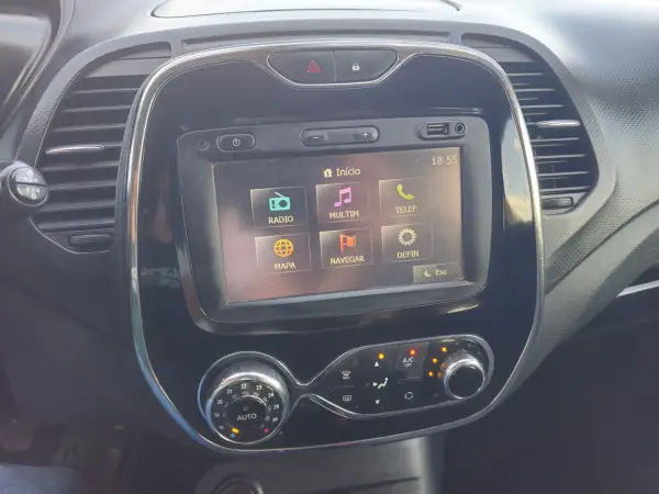 Renault Captur 2015 - 8990 EUR, 161000 km - 161000km - foto 9 de 12