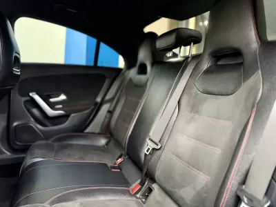 Mercedes-Benz CLA 180 2019 - 29950 EUR, 73000 km - AUTO.MOTO.pt - 73000km - foto 14 de 33