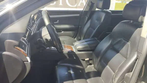 Audi A8 2008 - 12900 EUR, 350000 km - AUTO.MOTO.pt - 350000km - foto 6 de 12