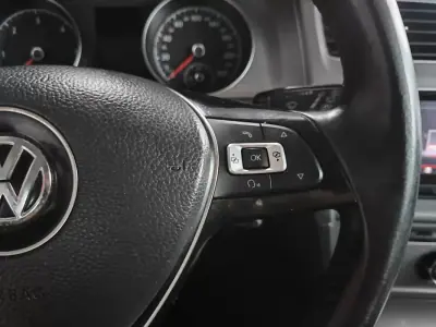 Volkswagen Golf 2013 - 10750 EUR, 198000 km - AUTO.MOTO.pt - 198000km - foto 26 de 34