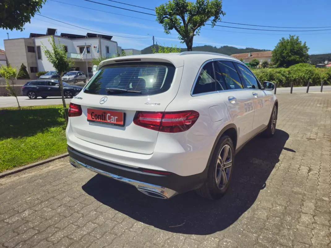 Mercedes-Benz GLC 220 2017 - 27500 EUR, 144800 km - AUTO.MOTO.pt - 144800km - foto 4 de 15