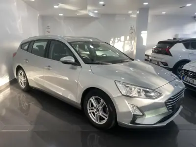Ford Focus SW 2019 - 12600 EUR, 156868 km - AUTO.MOTO.pt - 156868km - foto 32 de 34