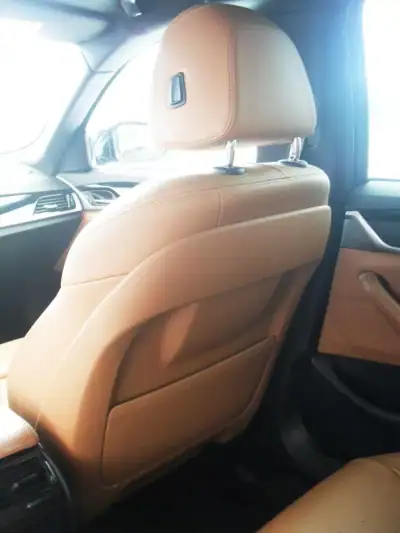 BMW 520 2017 - 26950 EUR, 80835 km - AUTO.MOTO.pt - 80835km - foto 19 de 38