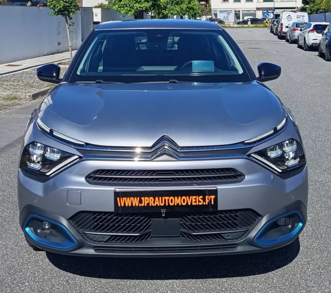 Citroën e-C4 2022 - 18990 EUR, 35200 km - AUTO.MOTO.pt - 35200km - foto 2 de 19