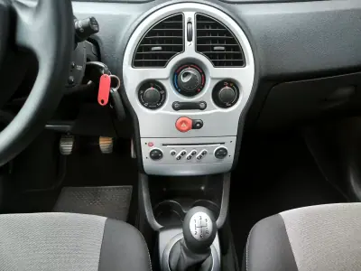 Renault Modus 2008 - 4500 EUR, 132000 km - AUTO.MOTO.pt - 132000km - foto 33 de 42