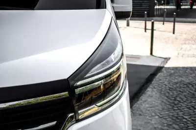 Renault Trafic 2020 - 28990 EUR, 126359 km - AUTO.MOTO.pt - 126359km - foto 3 de 41