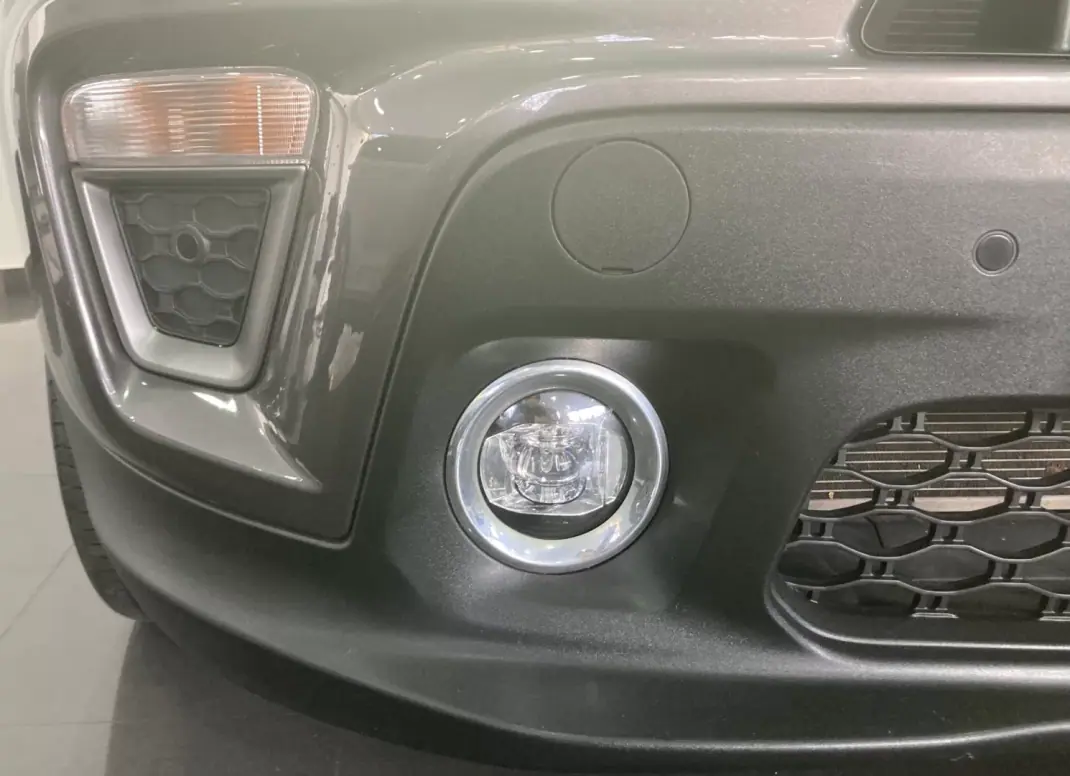 Jeep Renegade 2019 - 12900 EUR, 102216 km - AUTO.MOTO.pt - 102216km - foto 28 de 42