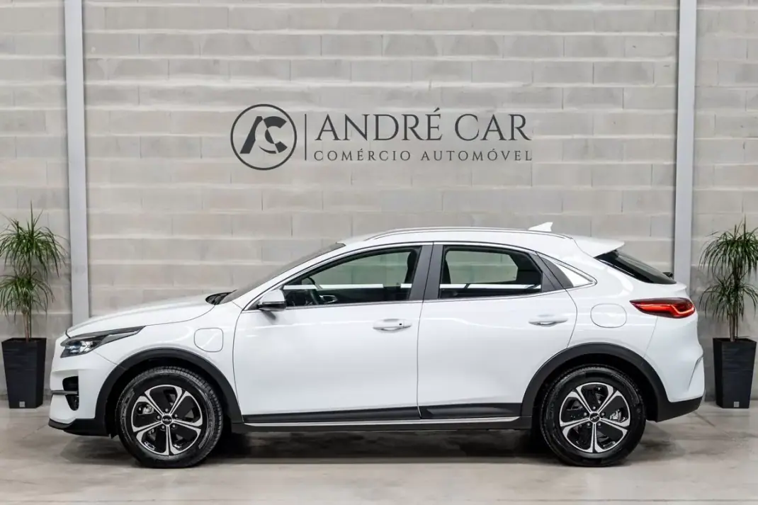 Kia XCeed 2022 - 22450 EUR, 15890 km - AUTO.MOTO.pt - 15890km - foto 4 de 51