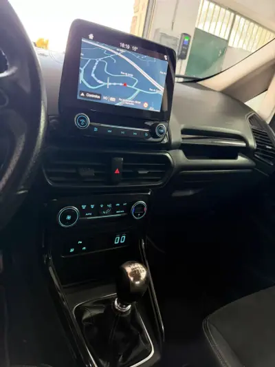 Ford EcoSport 2019 - 14900 EUR, 137000 km - AUTO.MOTO.pt - 137000km - foto 11 de 14