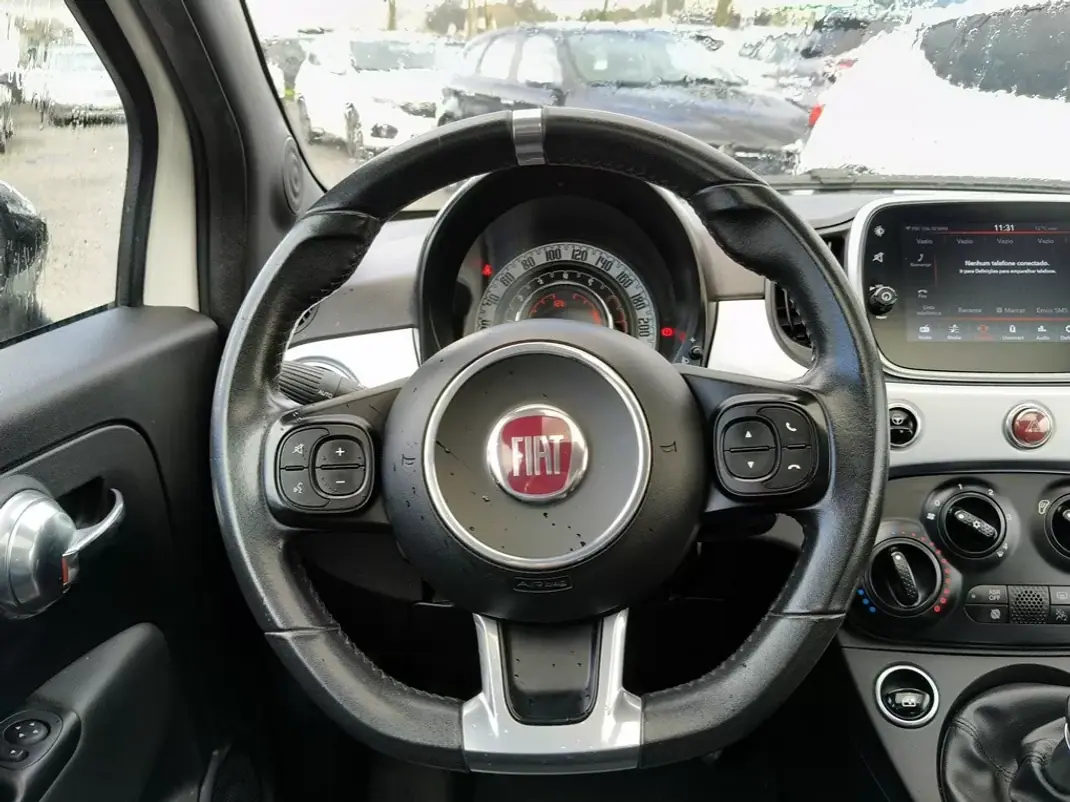 Fiat 500 2021 - 11500 EUR, 127171 km - AUTO.MOTO.pt - 127171km - foto 20 de 22