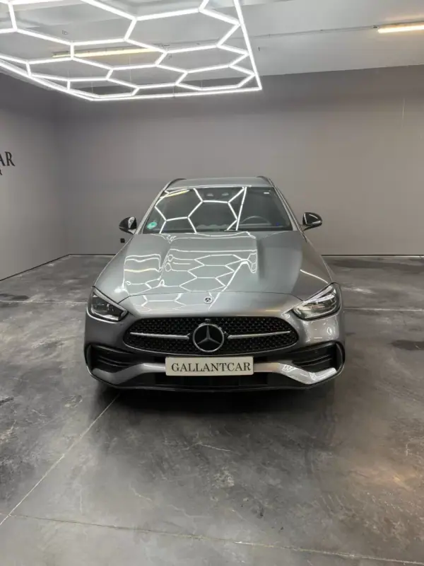 Mercedes-Benz C 300e 2023 - 43500 EUR, 35100 km - AUTO.MOTO.pt - 35100km - foto 2 de 18