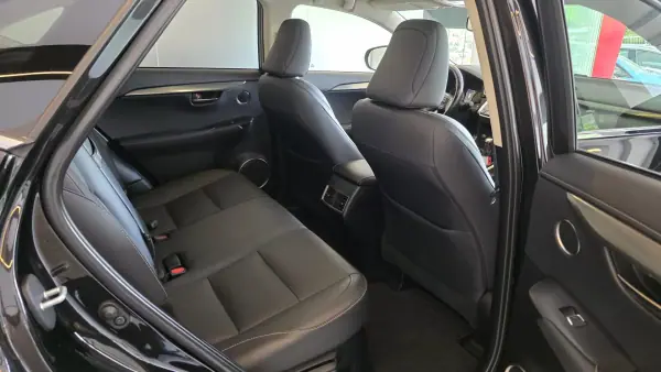 Lexus NX 300h 2018 - 31900 EUR, 78634 km - AUTO.MOTO.pt - 78634km - foto 57 de 65