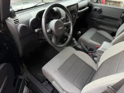 Jeep Wrangler 2008 - 29500 EUR, 163868 km - 163868km - foto 14 de 17