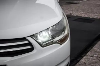 Citroën C4 2011 - 5790 EUR, 293492 km - AUTO.MOTO.pt - 293492km - foto 8 de 29