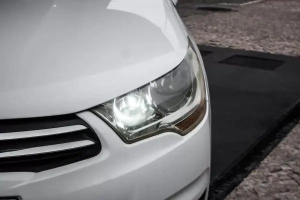 Citroën C4 2011 - 5790 EUR, 293492 km - AUTO.MOTO.pt - 293492km - foto 8 de 29