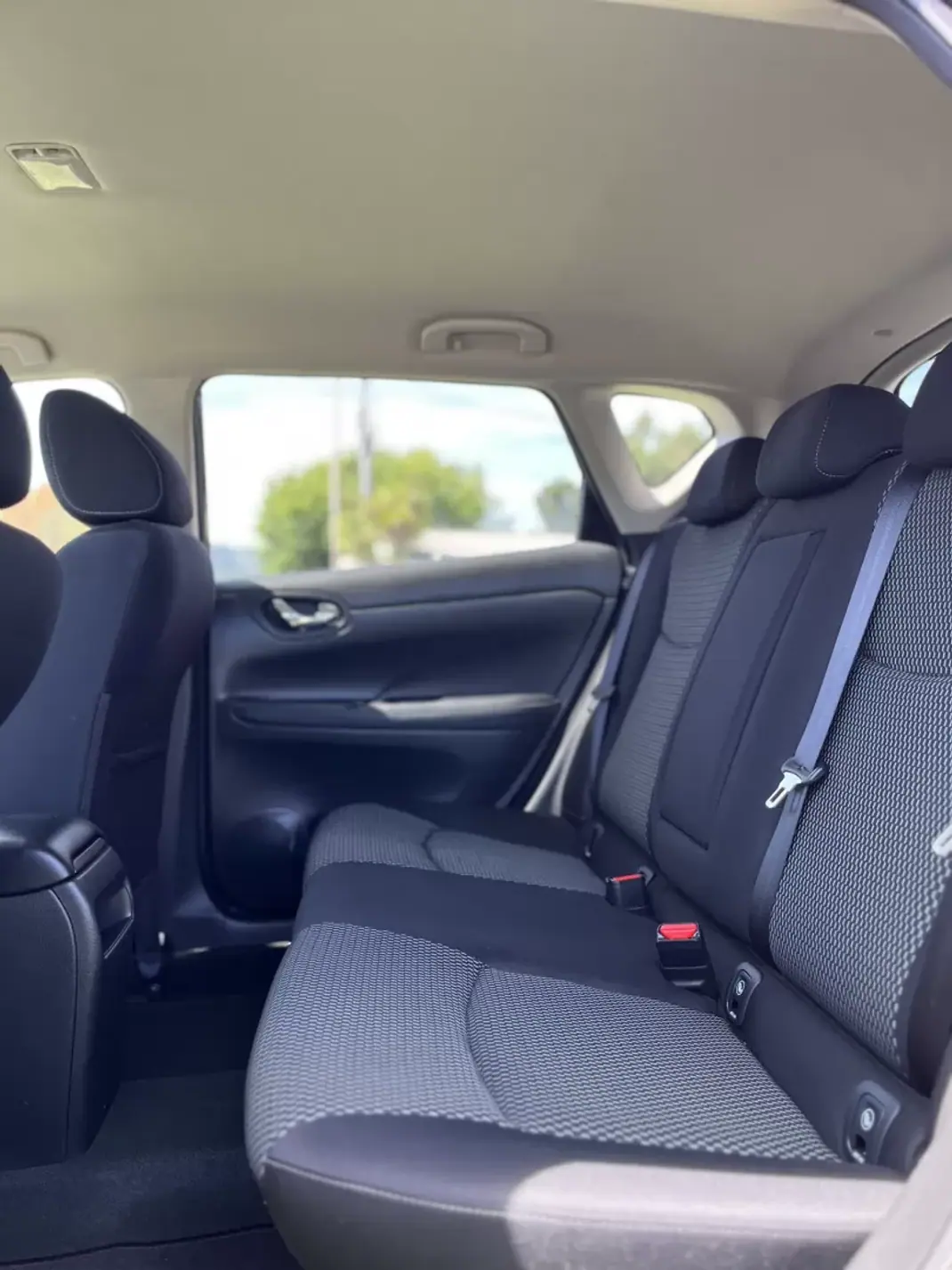 Nissan Pulsar 2018 - 14400 EUR, 79500 km - AUTO.MOTO.pt - 79500km - foto 9 de 11