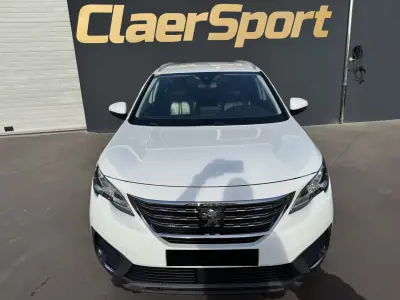 Peugeot 5008 2018 — photo 5 of 69
