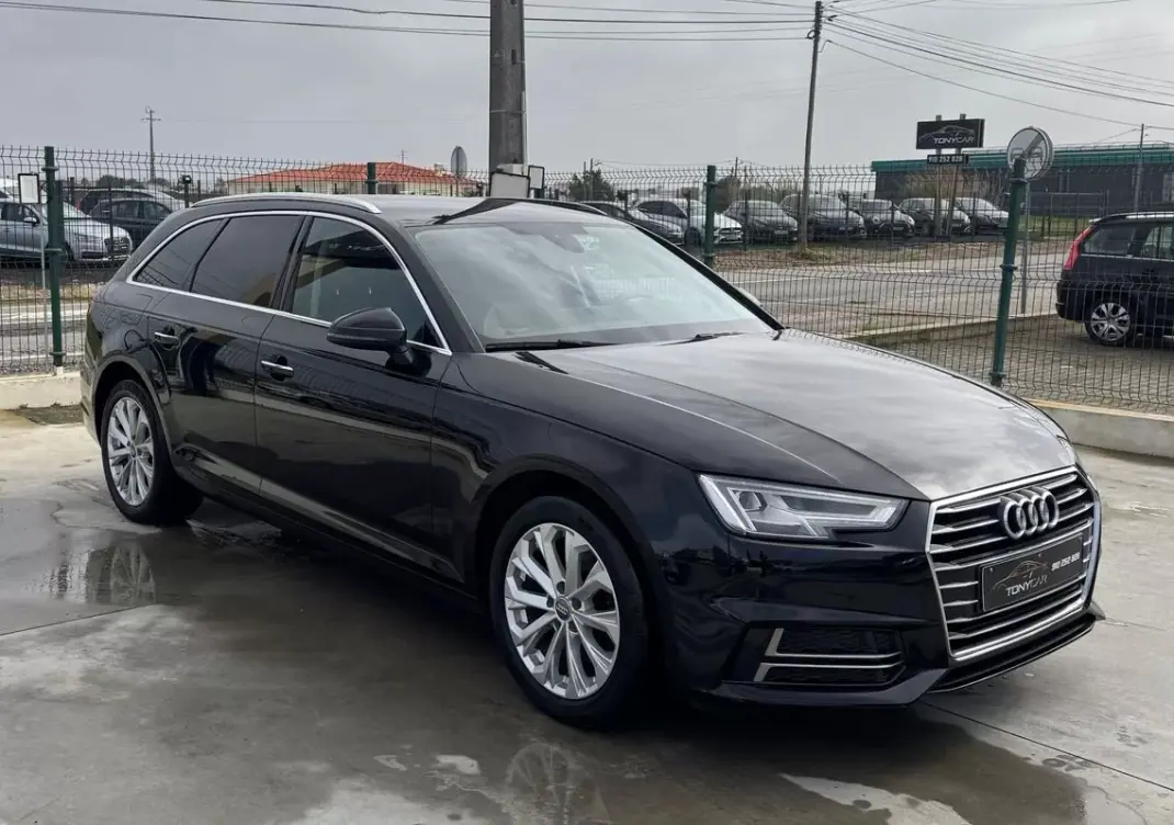 Audi A4 Avant 2020 - 30900 EUR, 129950 km - AUTO.MOTO.pt - 129950km - foto 9 de 41