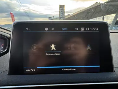 Peugeot 3008 2016 - 18990 EUR, 149800 km - AUTO.MOTO.pt - 149800km - foto 26 de 34