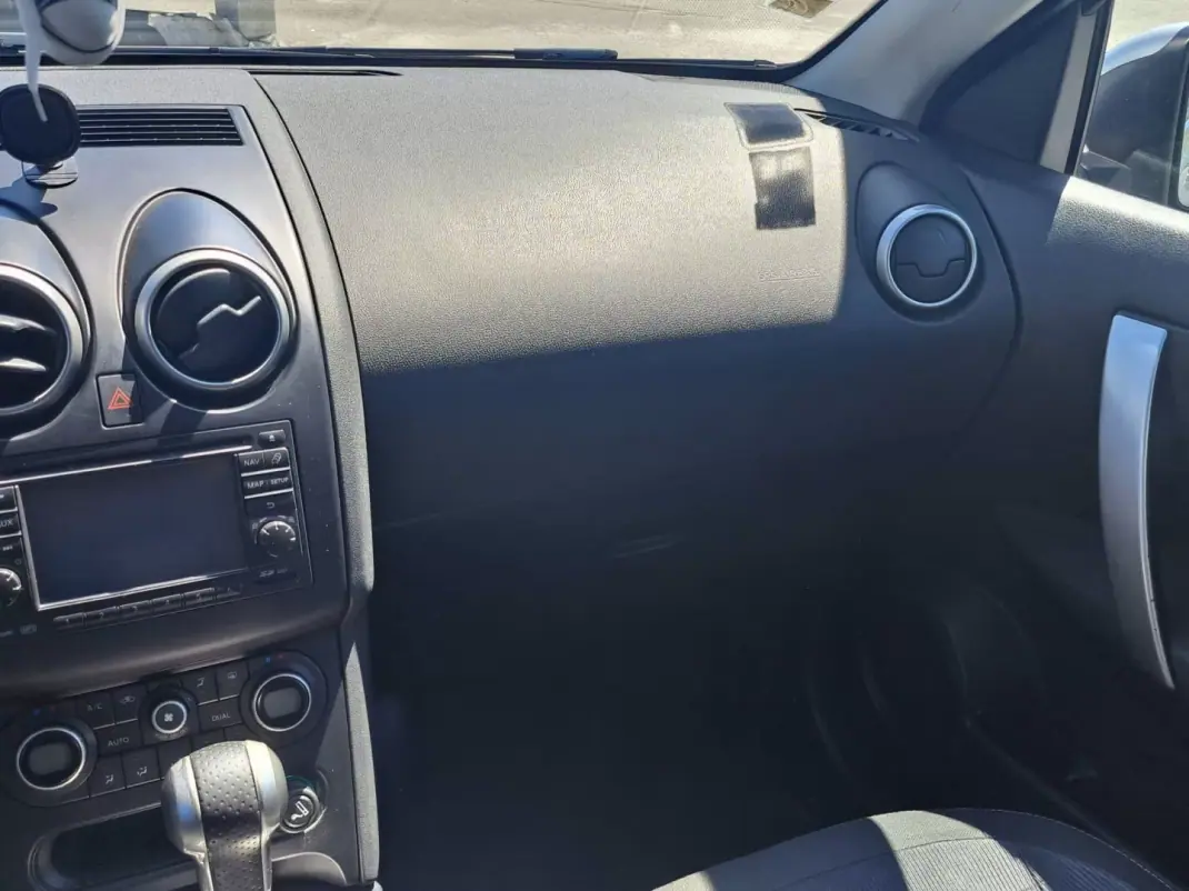 Nissan Qashqai 2010 - 7950 EUR, 328682 km - 328682km - foto 13 de 42