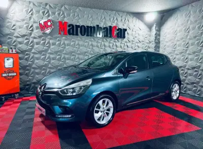 Renault Clio 2017 - 13990 EUR, 104061 km - AUTO.MOTO.pt - 104061km - foto 8 de 28