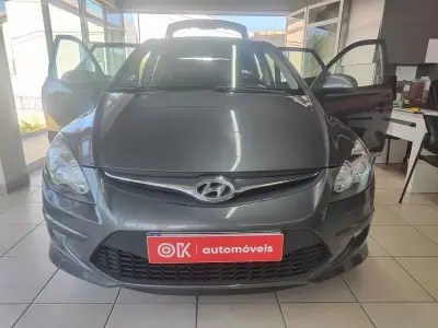 Hyundai i30 2011 - 7250 EUR, 112000 km - AUTO.MOTO.pt - 112000km - foto 14 de 35