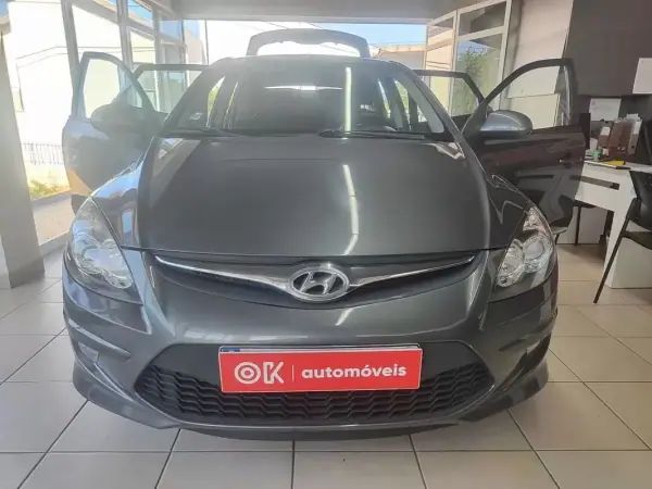 Hyundai i30 2011 - 7250 EUR, 112000 km - AUTO.MOTO.pt - 112000km - foto 14 de 35