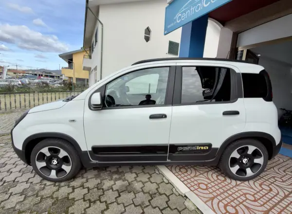 Fiat Panda 2025 - 13950 EUR, 14000 km - AUTO.MOTO.pt - 14000km - foto 6 de 28