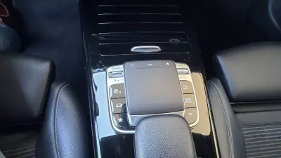 Mercedes-Benz A 180 2018 - 21890 EUR, 115000 km - AUTO.MOTO.pt - 115000km - foto 21 de 37