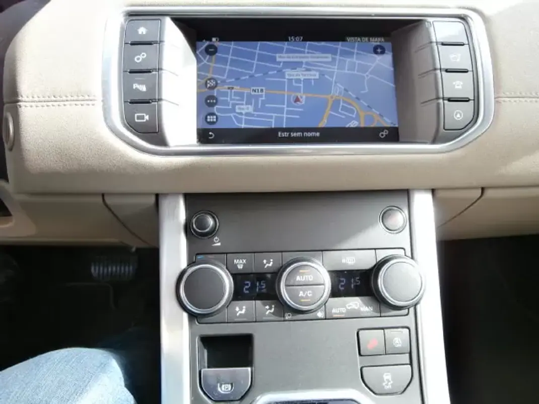 Land Rover Range Rover Evoque 2019 - 25500 EUR, 158956 km - AUTO.MOTO.pt - 158956km - foto 17 de 33