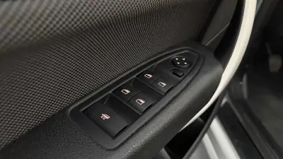 BMW 218 2016 - 19490 EUR, 108715 km - AUTO.MOTO.pt - 108715km - foto 12 de 35