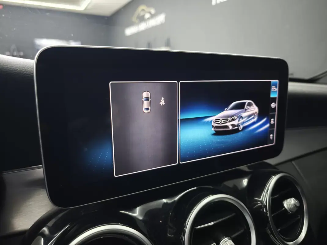 Mercedes-Benz C 220 2018 - 30950 EUR, 102676 km - AUTO.MOTO.pt - 102676km - foto 33 de 47