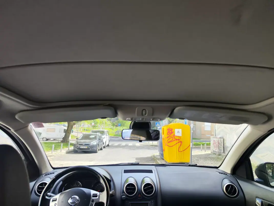 Nissan Qashqai 2013 - 9980 EUR, 197150 km - AUTO.MOTO.pt - 197150km - foto 24 de 40