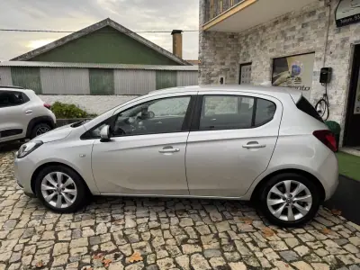 Opel Corsa 2017 - 9500 EUR, 121000 km - AUTO.MOTO.pt - 121000km - foto 4 de 31