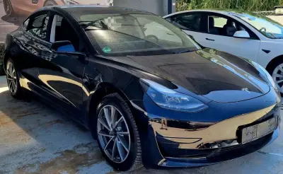 Tesla Model 3 2022 - 29950 EUR, 30000 km - AUTO.MOTO.pt - 30000km - foto 18 de 19