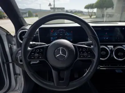 Mercedes-Benz A 180 2019 - 20990 EUR, 161000 km - AUTO.MOTO.pt - 161000km - foto 18 de 30