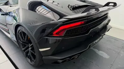 Lamborghini Huracán 2015 - 229990 EUR, 107545 km - 107545km - foto 6 de 29