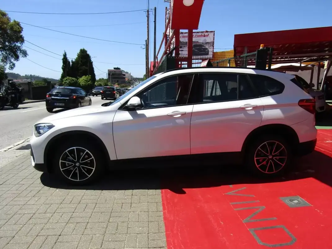 BMW X1 2021 - 24900 EUR, 119000 km - 119000km - foto 2 de 13
