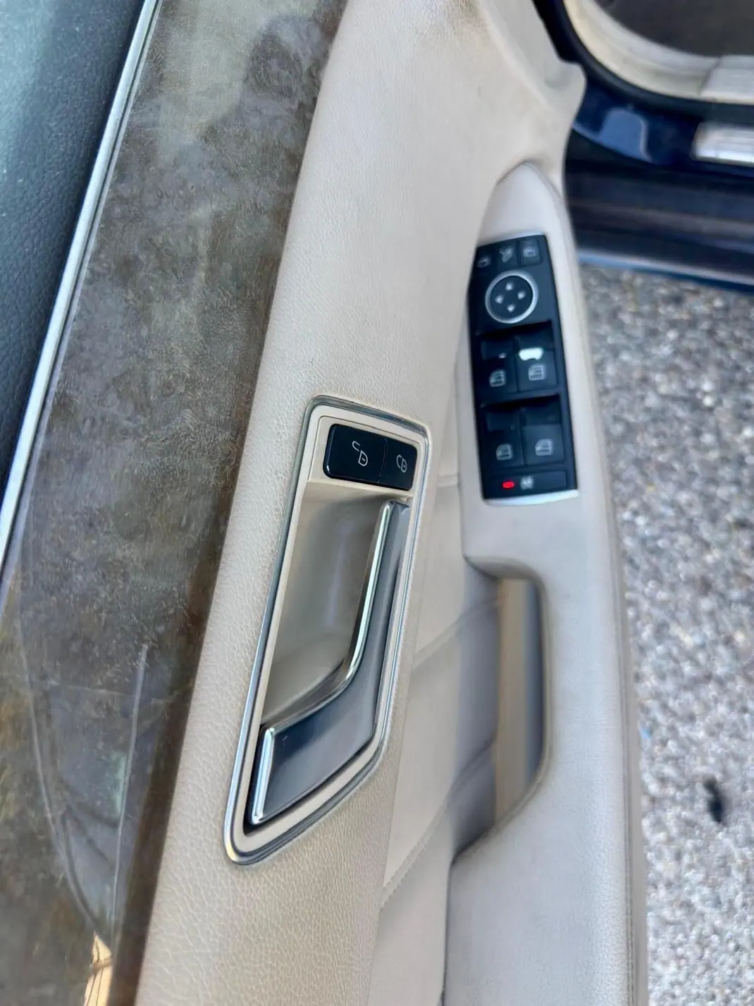 Mercedes-Benz E 300 BLUETEC HYBRID 2015 - 16000 EUR, 253000 km - 253000km - foto 12 de 15