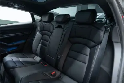 Porsche Taycan 2024 - 84950 EUR, 8000 km - AUTO.MOTO.pt - 8000km - foto 58 de 58