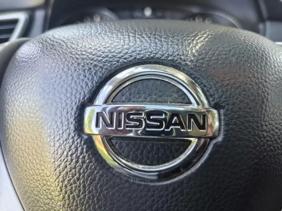 Nissan Qashqai 2016 - 13490 EUR, 159600 km - AUTO.MOTO.pt - 159600km - foto 30 de 39