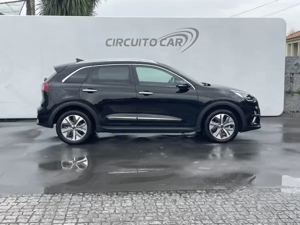Kia e-Niro 2019 - 21500 EUR, 84859 km - 84859km - foto 8 de 42