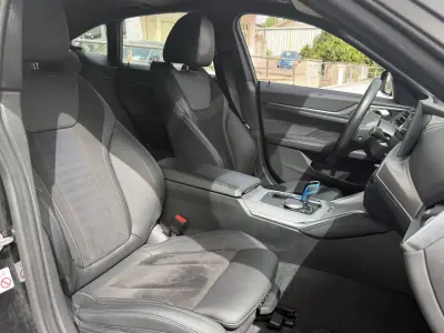 BMW i4 2022 - 36000 EUR, 129874 km - AUTO.MOTO.pt - 129874km - foto 8 de 9