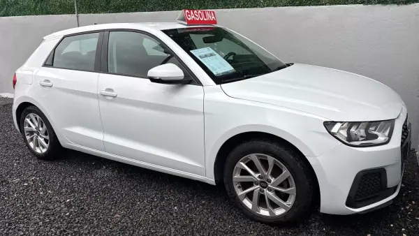 Audi A1 Sportback 2022 - 15900 EUR, 89000 km - AUTO.MOTO.pt - 89000km - foto 8 de 12