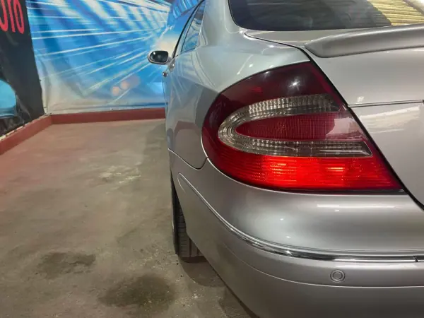 Mercedes-Benz CLK 220 2005 - 10999 EUR, 223000 km - AUTO.MOTO.pt - 223000km - foto 20 de 44