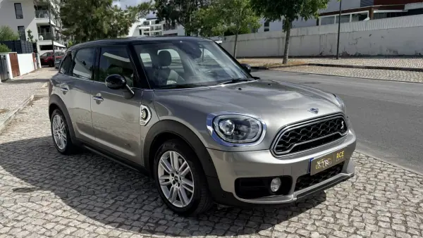 MINI Countryman 2019 - 19990 EUR, 98182 km - AUTO.MOTO.pt - 98182km - foto 2 de 54
