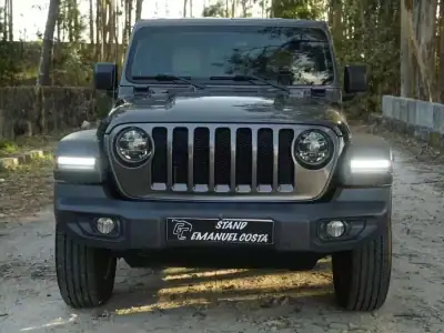 Jeep Wrangler Unlimited 2019 - 62900 EUR, 123841 km - AUTO.MOTO.pt - 123841km - foto 4 de 15