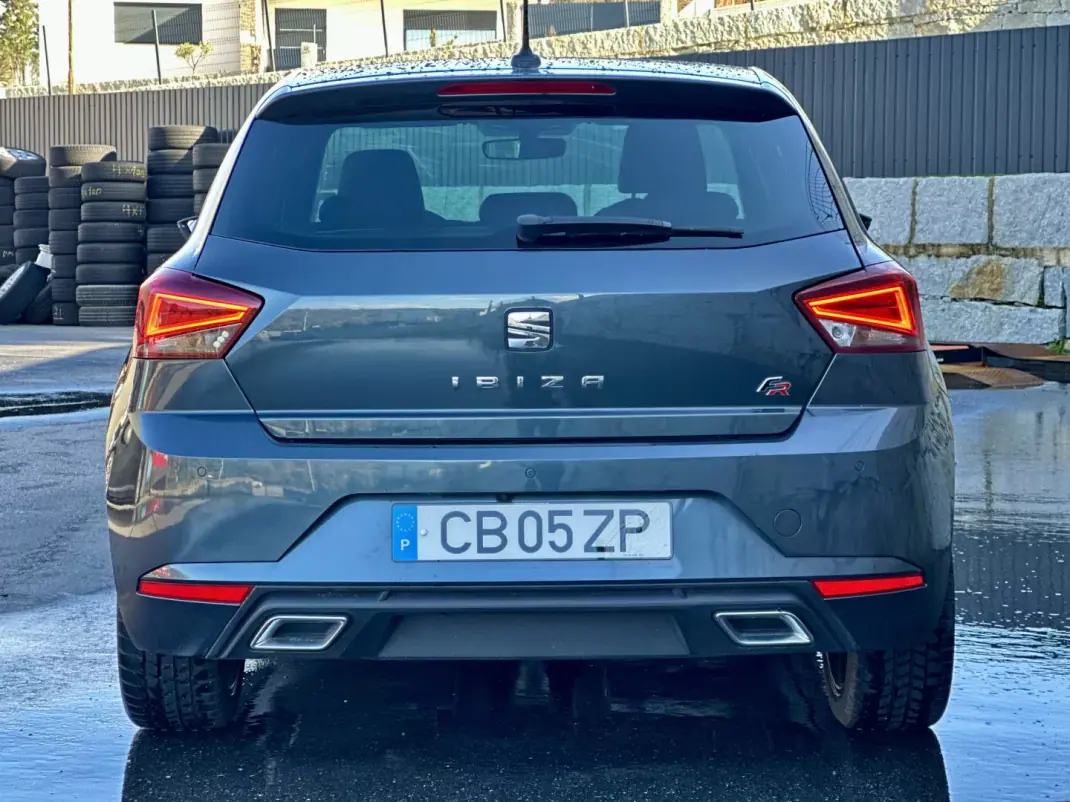 SEAT Ibiza 2021 - 16500 EUR, 77000 km - AUTO.MOTO.pt - 77000km - foto 5 de 30
